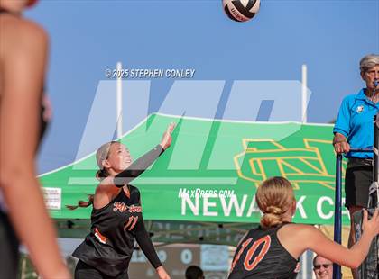 Thumbnail 1 in Pickerington Central vs Mt. Vernon (Showdown at Sundown Preview) photogallery.