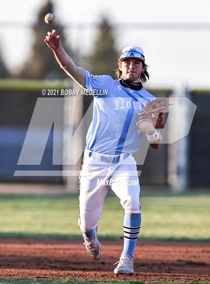 Thumbnail 1 in Redwood @ Clovis North photogallery.