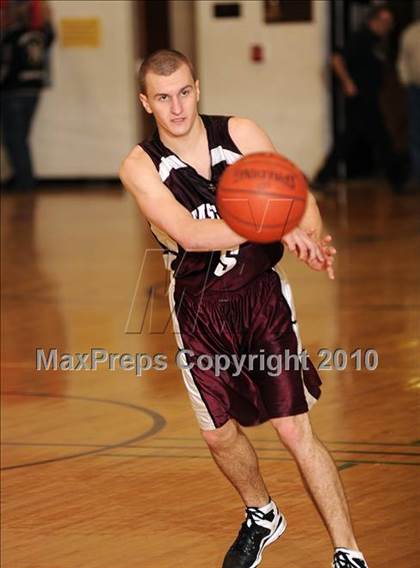 Thumbnail 3 in East Lyme @ Stratford (Merit Insurance Classic) photogallery.