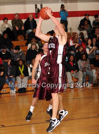 Thumbnail 1 in East Lyme @ Stratford (Merit Insurance Classic) photogallery.