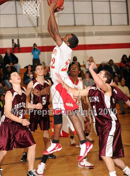Thumbnail 3 in East Lyme @ Stratford (Merit Insurance Classic) photogallery.