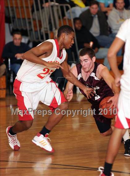 Thumbnail 2 in East Lyme @ Stratford (Merit Insurance Classic) photogallery.