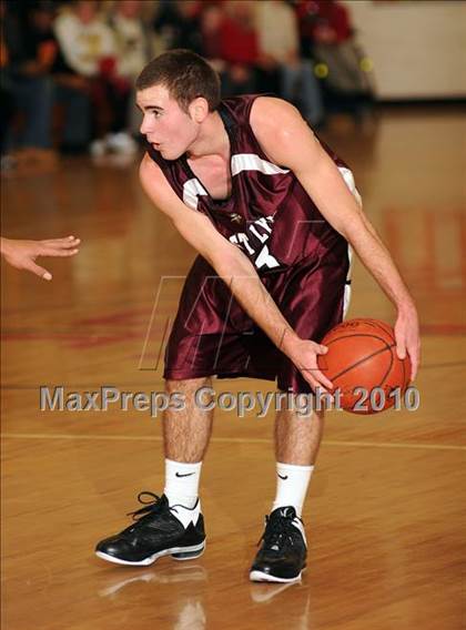 Thumbnail 3 in East Lyme @ Stratford (Merit Insurance Classic) photogallery.