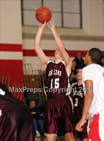 Thumbnail 1 in East Lyme @ Stratford (Merit Insurance Classic) photogallery.