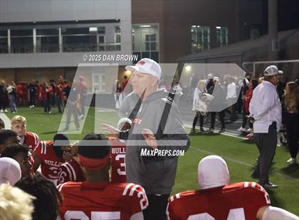 Thumbnail 2 in Carthage vs. Sanger (UIL 4A D2 Football Area) photogallery.