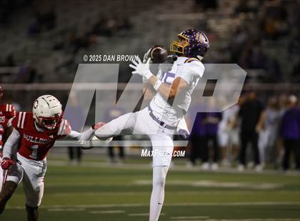 Thumbnail 1 in Carthage vs. Sanger (UIL 4A D2 Football Area) photogallery.