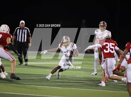 Thumbnail 1 in Carthage vs. Sanger (UIL 4A D2 Football Area) photogallery.