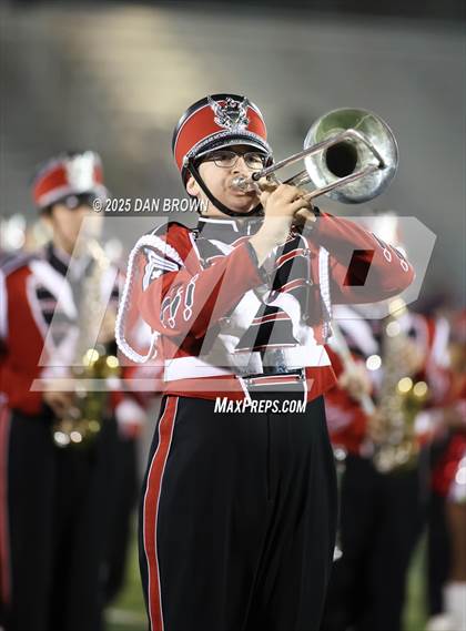 Thumbnail 3 in Carthage vs. Sanger (UIL 4A D2 Football Area) photogallery.