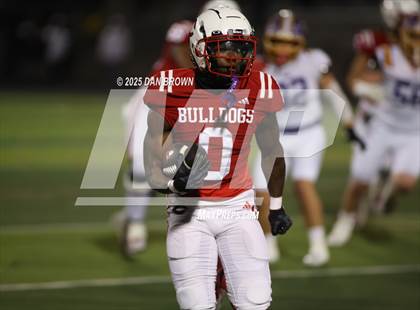 Thumbnail 2 in Carthage vs. Sanger (UIL 4A D2 Football Area) photogallery.