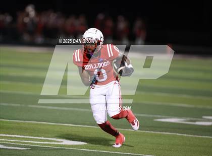 Thumbnail 1 in Carthage vs. Sanger (UIL 4A D2 Football Area) photogallery.