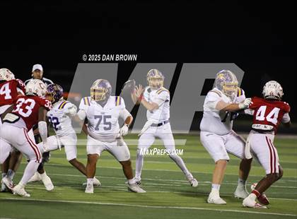 Thumbnail 3 in Carthage vs. Sanger (UIL 4A D2 Football Area) photogallery.