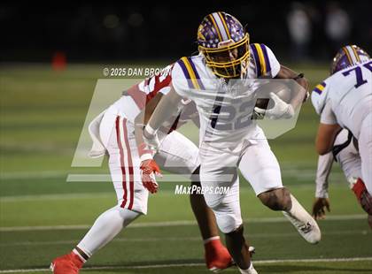 Thumbnail 3 in Carthage vs. Sanger (UIL 4A D2 Football Area) photogallery.