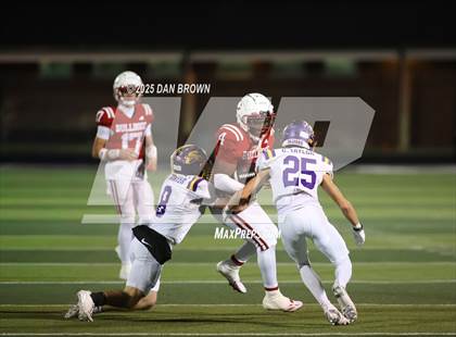 Thumbnail 2 in Carthage vs. Sanger (UIL 4A D2 Football Area) photogallery.