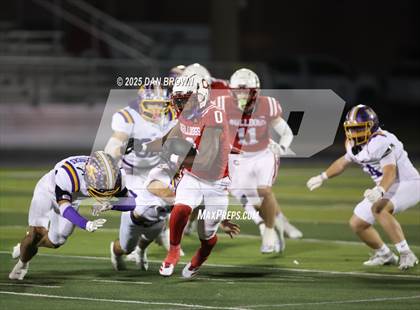 Thumbnail 2 in Carthage vs. Sanger (UIL 4A D2 Football Area) photogallery.