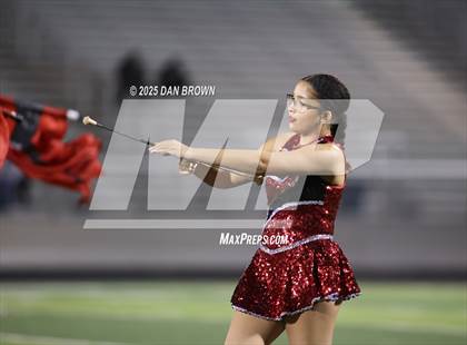 Thumbnail 2 in Carthage vs. Sanger (UIL 4A D2 Football Area) photogallery.