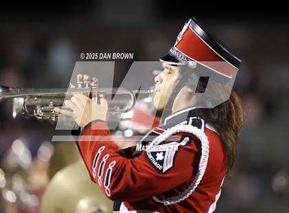 Thumbnail 3 in Carthage vs. Sanger (UIL 4A D2 Football Area) photogallery.