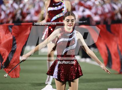 Thumbnail 2 in Carthage vs. Sanger (UIL 4A D2 Football Area) photogallery.