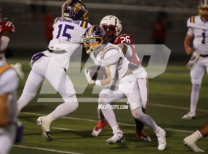 Thumbnail 2 in Carthage vs. Sanger (UIL 4A D2 Football Area) photogallery.