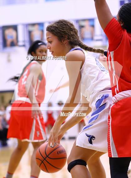 Thumbnail 2 in Pike @ Perry Meridian photogallery.
