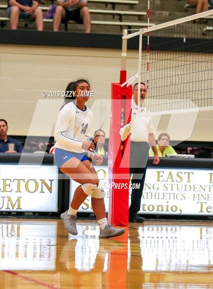 Thumbnail 3 in MacArthur vs. Harlan  photogallery.