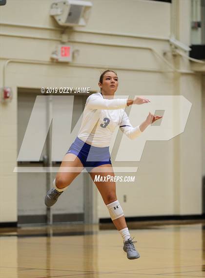 Thumbnail 2 in MacArthur vs. Harlan  photogallery.