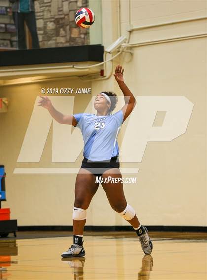 Thumbnail 1 in MacArthur vs. Harlan  photogallery.