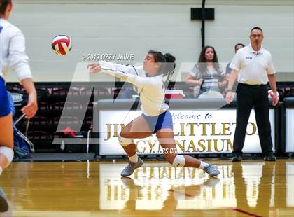 Thumbnail 2 in MacArthur vs. Harlan  photogallery.