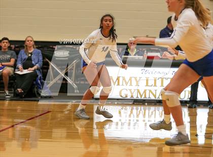 Thumbnail 1 in MacArthur vs. Harlan  photogallery.