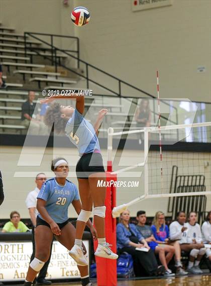 Thumbnail 3 in MacArthur vs. Harlan  photogallery.