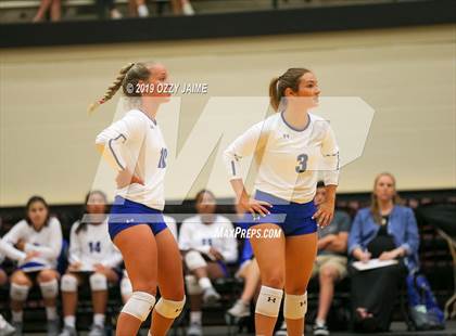 Thumbnail 2 in MacArthur vs. Harlan  photogallery.