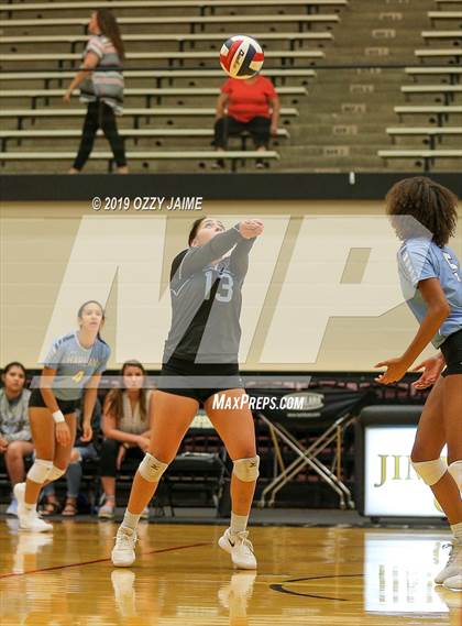 Thumbnail 1 in MacArthur vs. Harlan  photogallery.