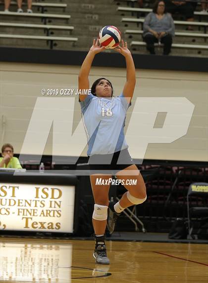 Thumbnail 3 in MacArthur vs. Harlan  photogallery.