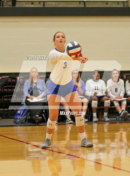 Thumbnail 2 in MacArthur vs. Harlan  photogallery.