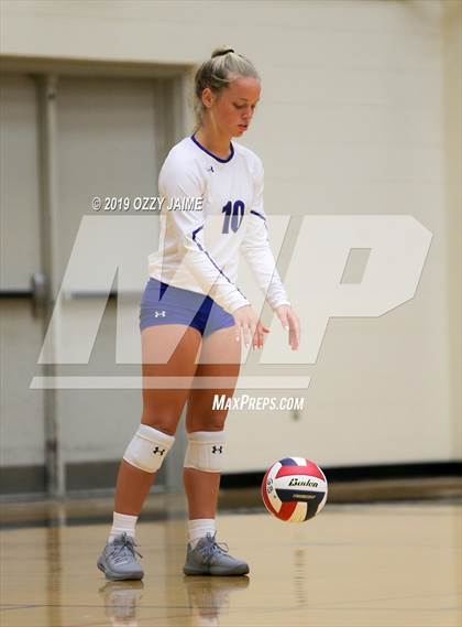 Thumbnail 2 in MacArthur vs. Harlan  photogallery.