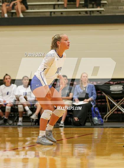 Thumbnail 1 in MacArthur vs. Harlan  photogallery.