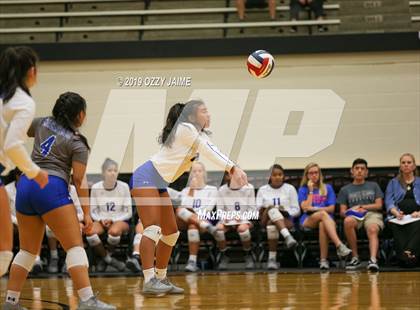 Thumbnail 3 in MacArthur vs. Harlan  photogallery.