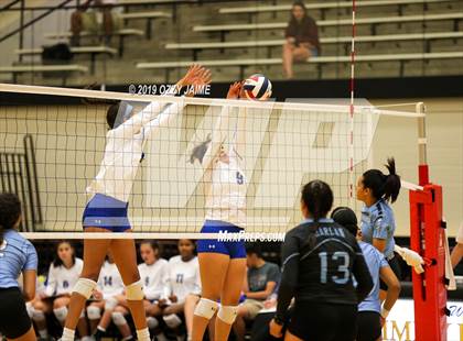 Thumbnail 3 in MacArthur vs. Harlan  photogallery.