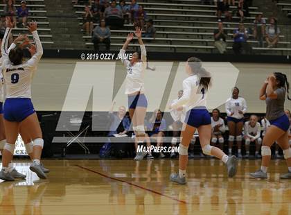 Thumbnail 2 in MacArthur vs. Harlan  photogallery.