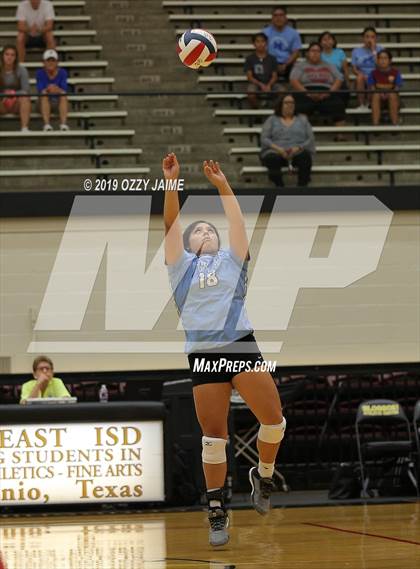 Thumbnail 1 in MacArthur vs. Harlan  photogallery.