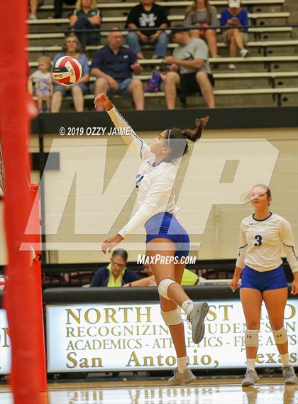 Thumbnail 2 in MacArthur vs. Harlan  photogallery.