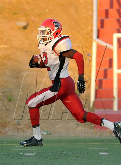 Thumbnail 3 in San Juan vs. Valley Christian photogallery.