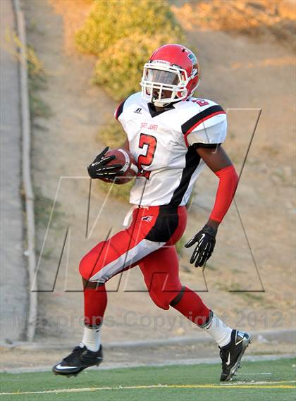Thumbnail 2 in San Juan vs. Valley Christian photogallery.