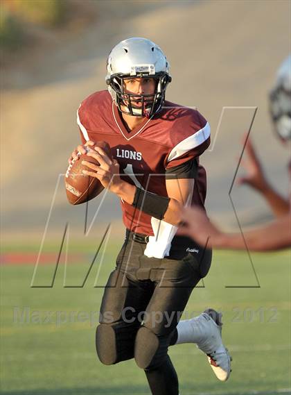 Thumbnail 1 in San Juan vs. Valley Christian photogallery.