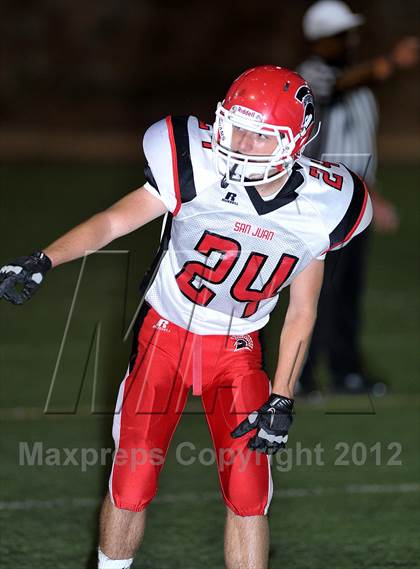 Thumbnail 2 in San Juan vs. Valley Christian photogallery.