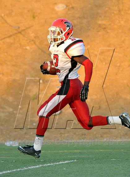 Thumbnail 1 in San Juan vs. Valley Christian photogallery.