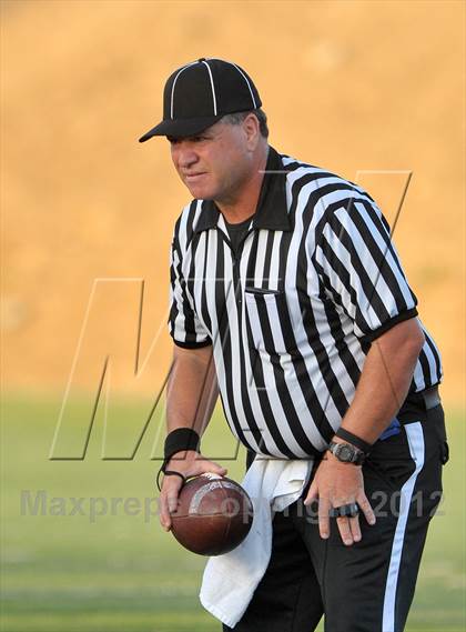 Thumbnail 2 in San Juan vs. Valley Christian photogallery.