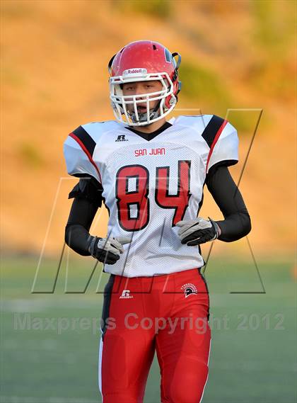 Thumbnail 1 in San Juan vs. Valley Christian photogallery.