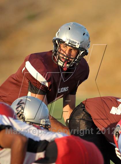 Thumbnail 3 in San Juan vs. Valley Christian photogallery.