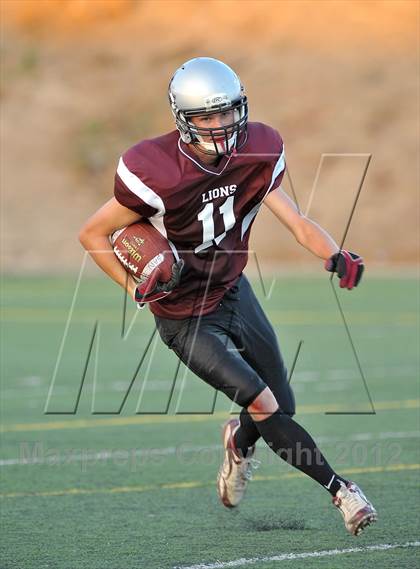 Thumbnail 1 in San Juan vs. Valley Christian photogallery.
