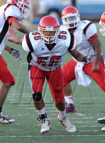 Thumbnail 2 in San Juan vs. Valley Christian photogallery.